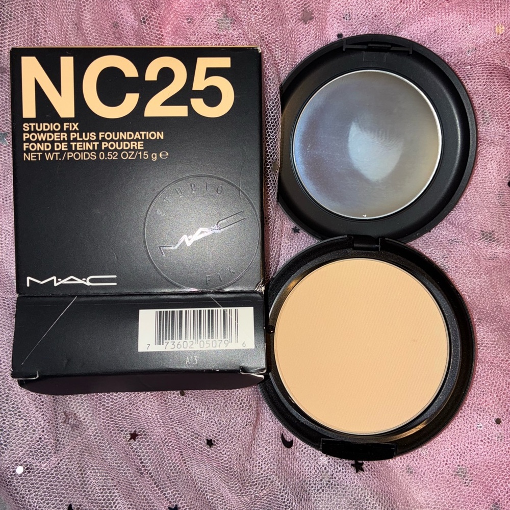 MAC Cosmetics Studio Fix Powder Plus Foundation - NC25